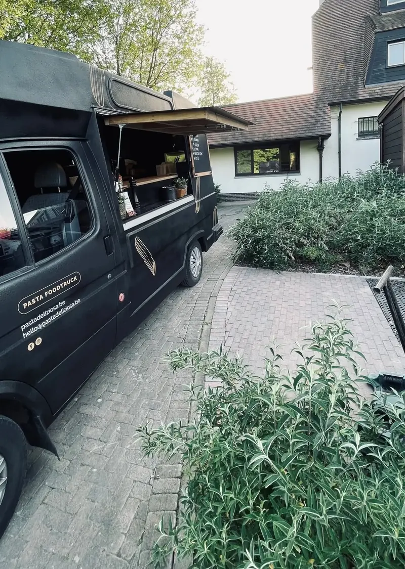 De oldtimer van Pasta Deliziosa bij Golf & Countryclub De Palingbeek